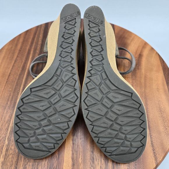 Teva Sandals Women's 9.5 Suede Leather Adjustable Strappy Wedge Comfort Shoes - Picture 6 of 8